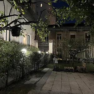 Il Giardino E Gli Affreschi Nocleg ze śniadaniem Katania